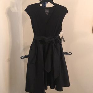 Adrianna Papell Black Taffeta Fit and Flare